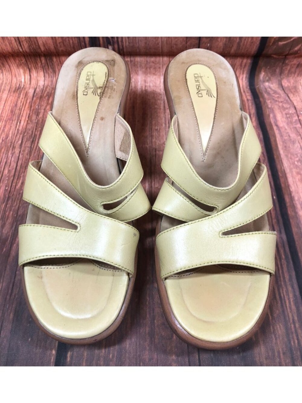 Dansko Womens 38 / 7.5- 8 Pale Green Leather Wedge Slide Sandals